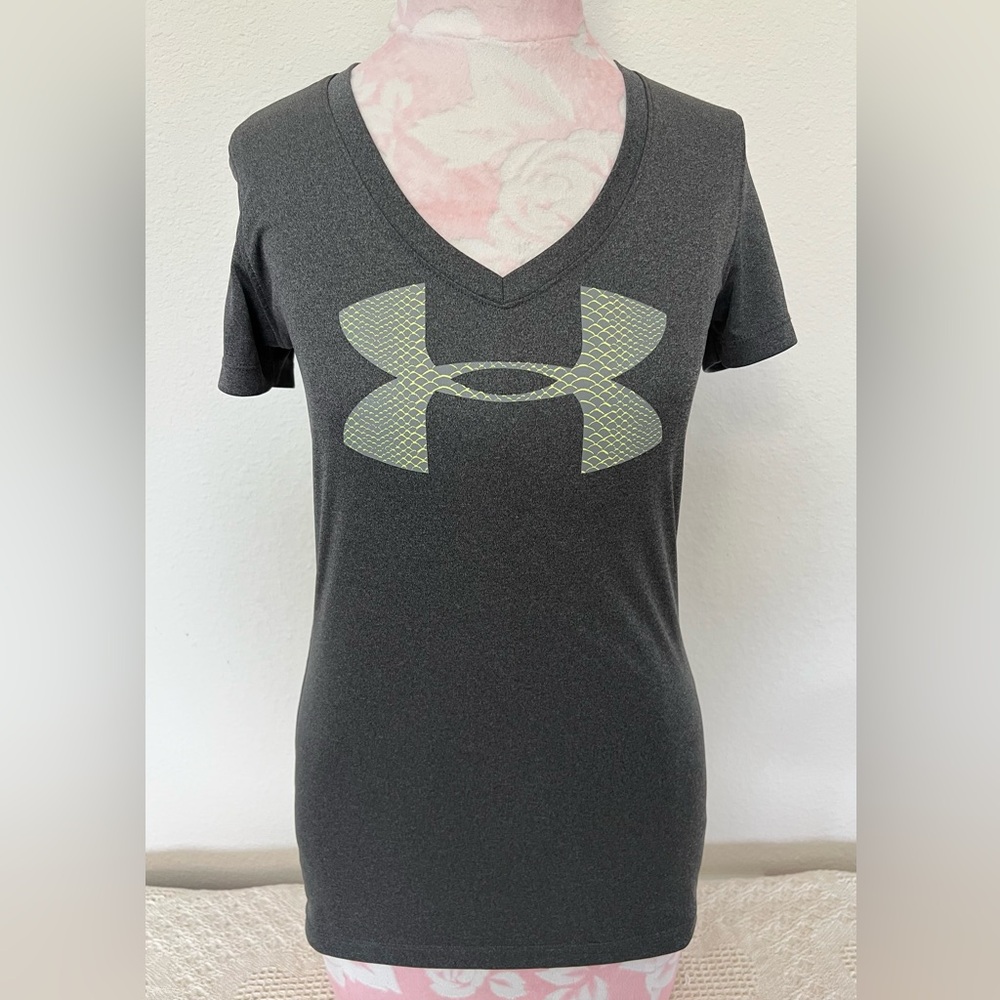 Under Armour Gray V-Neck Top